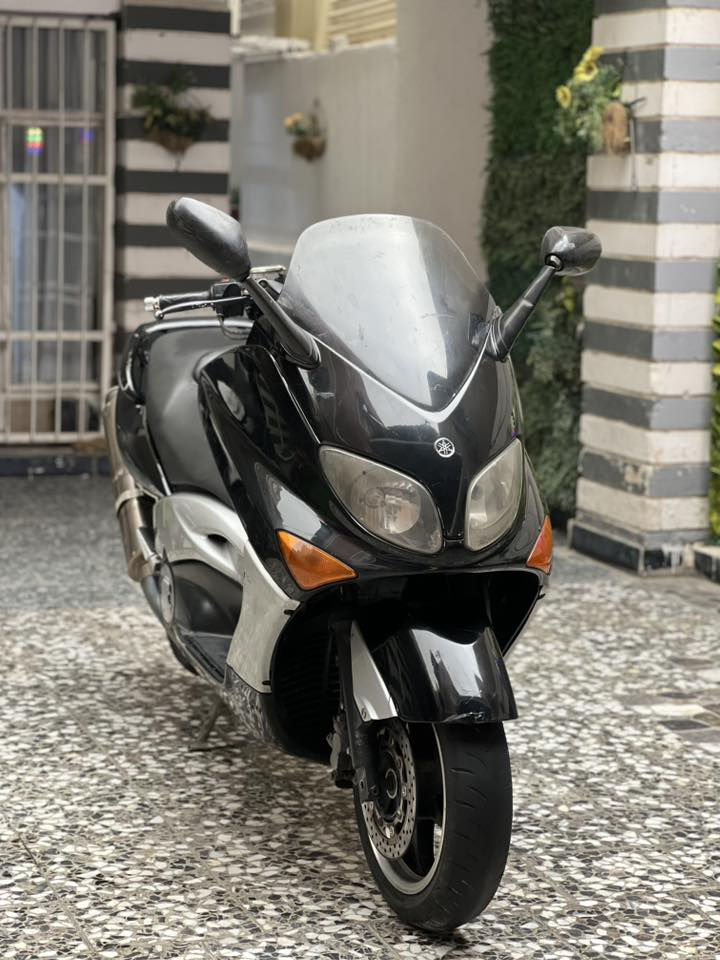 السلام عليكم تيماكس 2008 مكفوله كفاله عامه مكينه برغي ممفتوح  سكيروتي سويجات ثنين سعر 20 ورقه العنوان بغداد حي البنوك ***********
