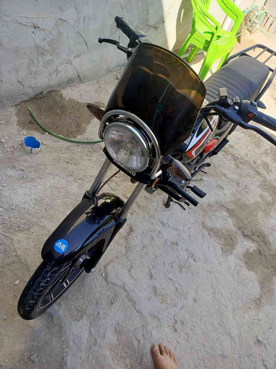 السلام عليكم للبيع شاينك موديل 23 صارلهة 4 اشهر من طلعتهة من الوكيل اوراق اصولي وصل معرض بسمي دراجة جديدة كلش ماماشية شي كلش قليل اتفيلس ما مفيلسة كفالة عامة رايدهة 1250 مكاني كربلاأ حولي مستشفى الكفيل خاص ممتواجد ***********
