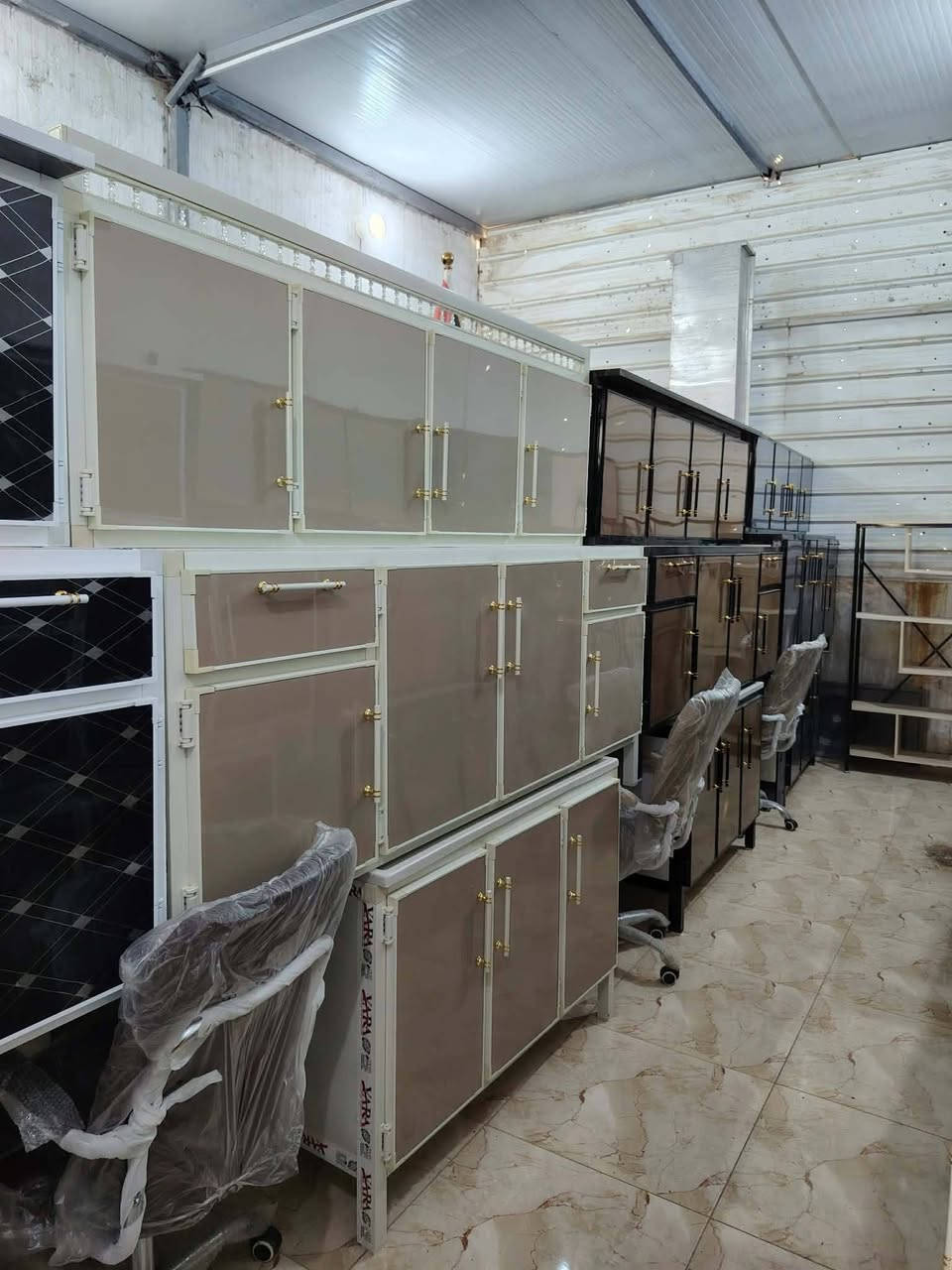 كاونترات شغل فول بنل 
كاونتر متر ونص سنك مرمر ب275 
كاونتر مترين جديد ب375 الف


**إذا كنت صاحب هذا الإعلان وتريد حذفه لأي سبب، رجاءا أرسل رسالة إلى الدعم الفني**