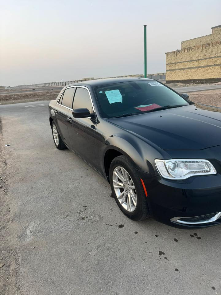 ﷽
اوباما موديل 2017 لمتدد 300
دخــول جديد كتاب ضـباط مرقم بغداد 
الحادث بارد جاملغ اماميه فقط 
بدون فتح بدون تبديل بدون ايرباك 
وصور الحادث داخل المنشور 
ماشي 105 ميل 
السياره جديده وجاهزه 
مكان السياره بصرة
السعر 225 وبيه مجال بسيط 
للأستفسار اكثر الأتصال على ***********
