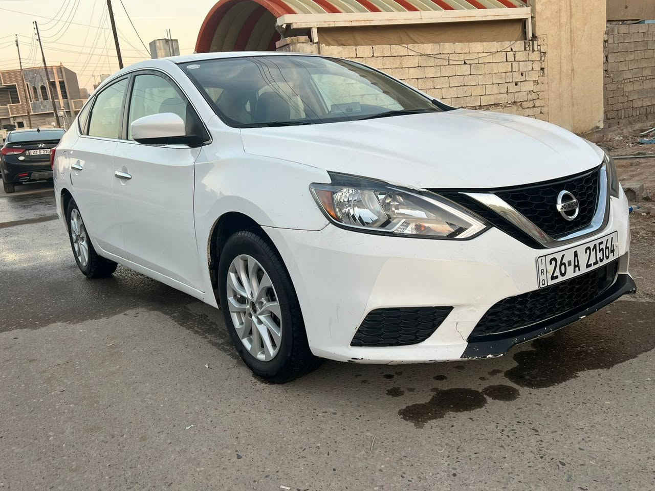 السلام عليكم 
نيسان سنترا 2019 للبيع
فول عدا فتحه
ضرر جاملغ وبنيد بدون اي دواخل ضرر سطحي
بسمي وسنويه ورقم وهزه جديد
كير محرك شرط شرط 
السعر 115 وبيه مجال
*********** اتصل فقط
