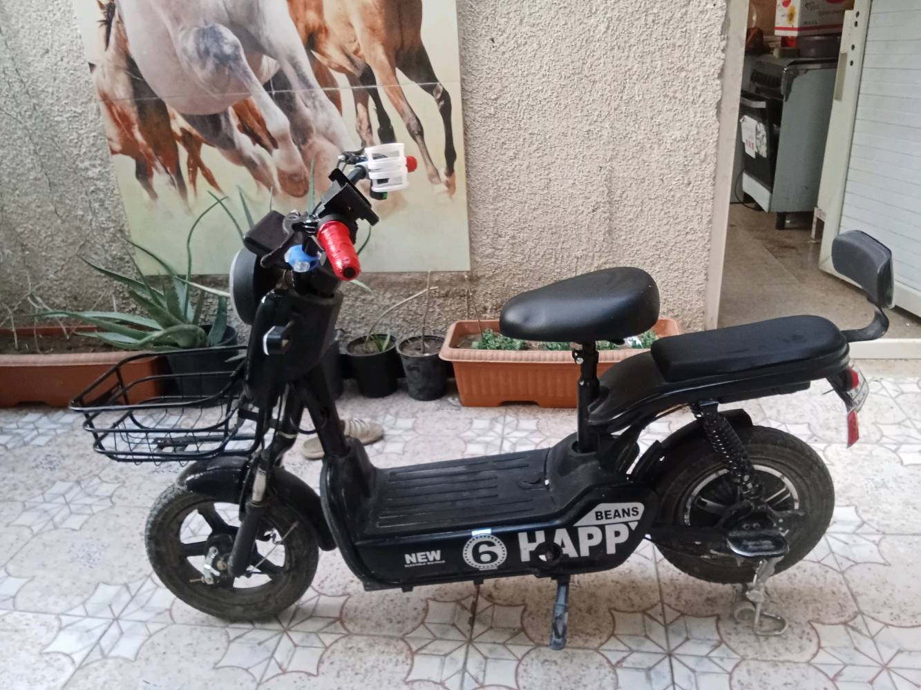 سلام عليكم لمكان زعفراني شارع المعهد بشارع مستشفى تفاصيل عله رقم الهاتف اما دراج جديده
