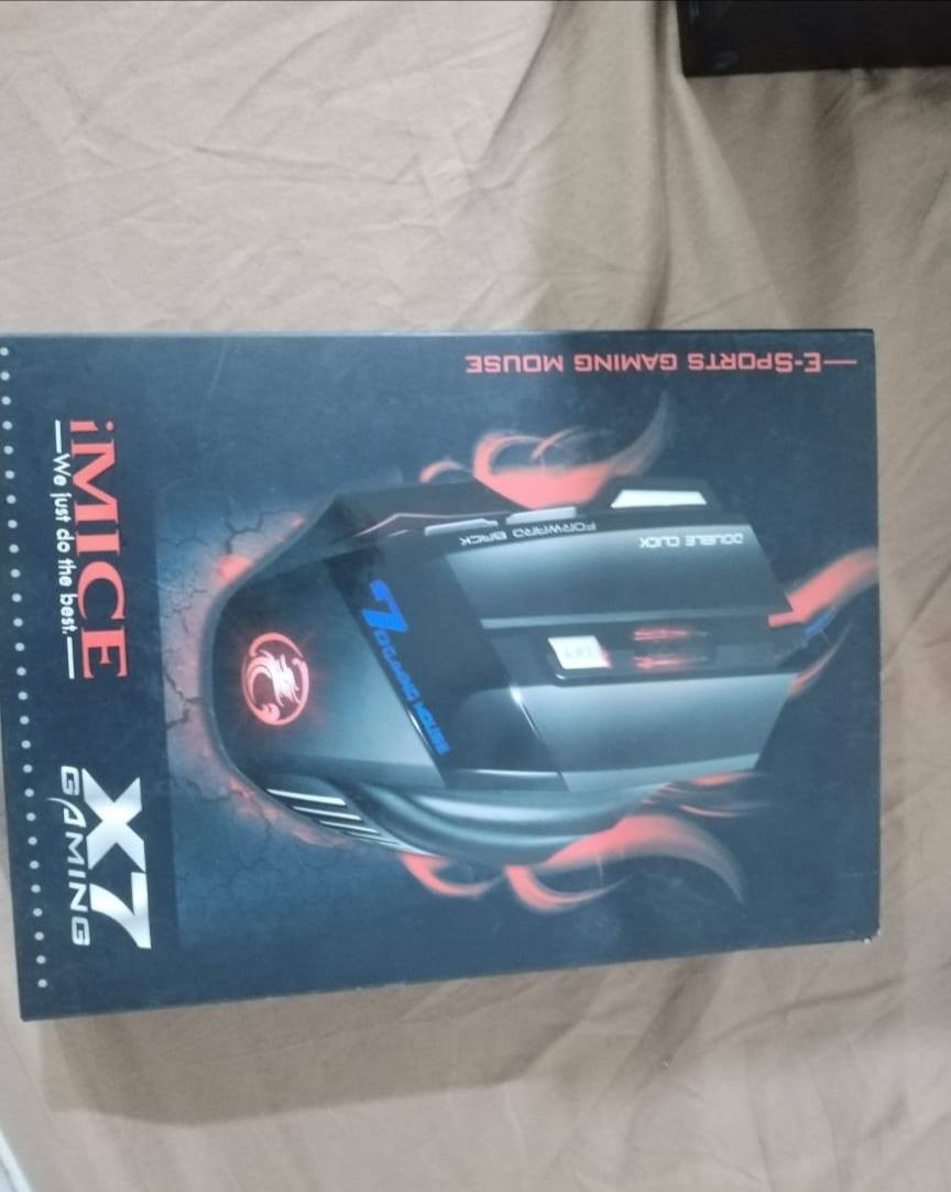 XBOX SERIES X
✔️ نظيف 100%
✔️ استعمال شخصي
✔️ ويا الكرتون الأصلي
✔️ يد أصلية
🎮 يد إضافية: GameSir G7 SE
✔️ استعمال قليل كلش
⚠️ بدون واير (يحتاج كيبل)
⌨️ كيبورد: Redragon Horus RGB
✔️ ميكانيكي
✔️ القطع قابلة للتبديل
✔️ كل القطع الاحتياطية موجودة
✔️ استعمال قليل كلش + كرتونه
🖱️ ماوس: iMICE X7
✔️ استعمال قليل كلش + كرتونه
✅ كل القطع بحالة ممتازة
✅ ما مفتوح ولا مصان
✅ استخدام خفيف
بالإضافة الى شاحن بطاريات وياهن بطاريتين🔋 
⚠️ ملاحظة: يد GameSir بدون كيبل
💰 السعر: 720،000 دينار وبيه مجال...

📍 الموقع: المثنى
📞 *********** للاستفسار أكثر: واتساب
