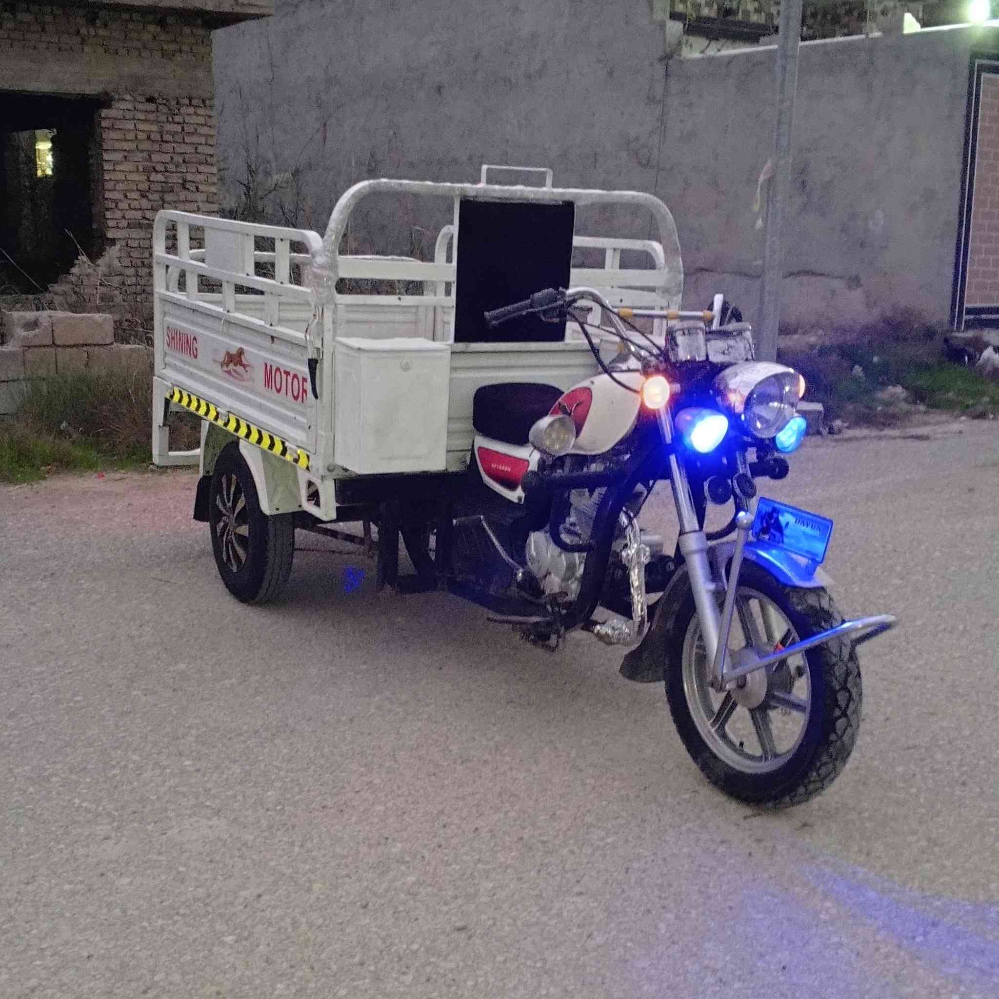 سلام عليكم ستوته أم الطير موديل 2021 ستوته مكفولة كفاله عامه كهربائيات شغاله دبلات  شغاله ستوته جديده مال جناي مكفولة من الحيم والخياس والركبه ستوتة أي نقص مابيهه تخم تاير باتري جديدة مكاني ديالى المقدادية تقاطع الجيزاني الرقم ***********
