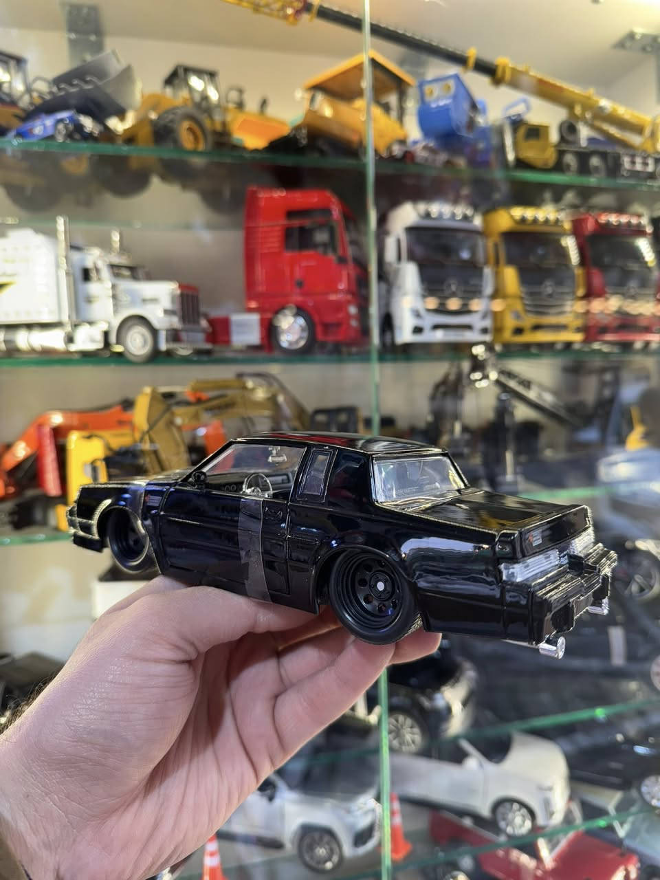 jada
size:1.24
since:1987
buick grand national black
brand:jada
whatsapp:7504053762
توصيل كل محافظات العراق
