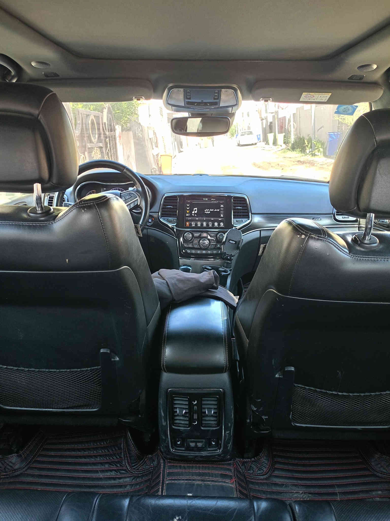 السلام عليكم ـ عندي سياره للبيع Jeep موديل 2021 ـ خليجي_ السياره نضيفه كلش ــ سعره 3،550وبيه مجال كلش بسيط الااستفسار اتصل على الرقم ***********ـــ العنوان واسط صويره 🫡🫡
