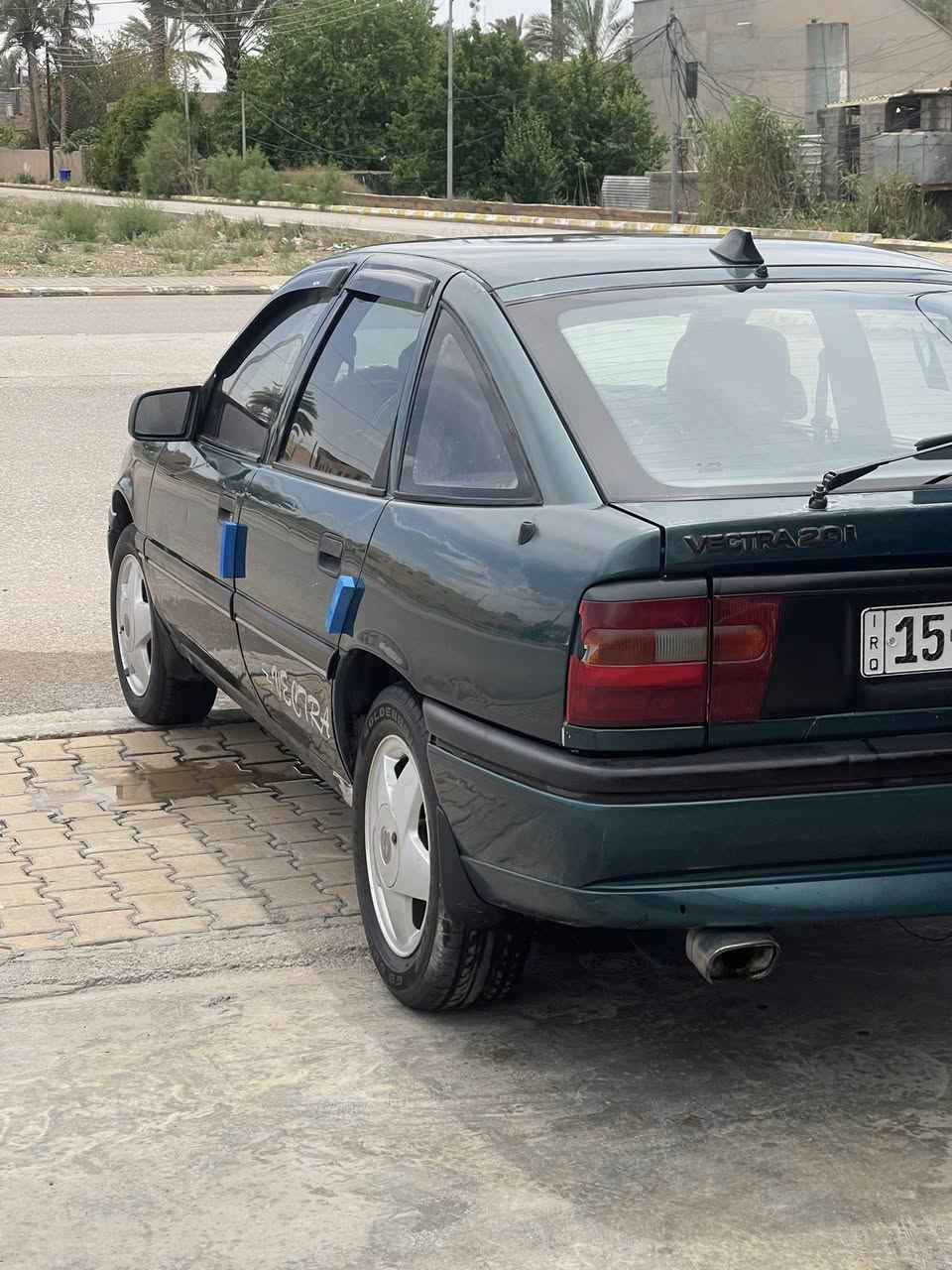 سلام عليكم ابول فكترا موديل ٩٤ هزه جديده سنويته ٢٩. ايرباك بيه بعد مو طاك محرك الفين كير ومحرك كفاله تبريد عايزه قايش وغاز تدفه بيه كهربائيات كله شغاله  شاشه وكامره سياره ما مصبوغه جام كهرباء اربع بوب  قفل بصمه سياره مال جناي تحويل ثاني يوم سعر ٣٧ وبيه مجال ***********
