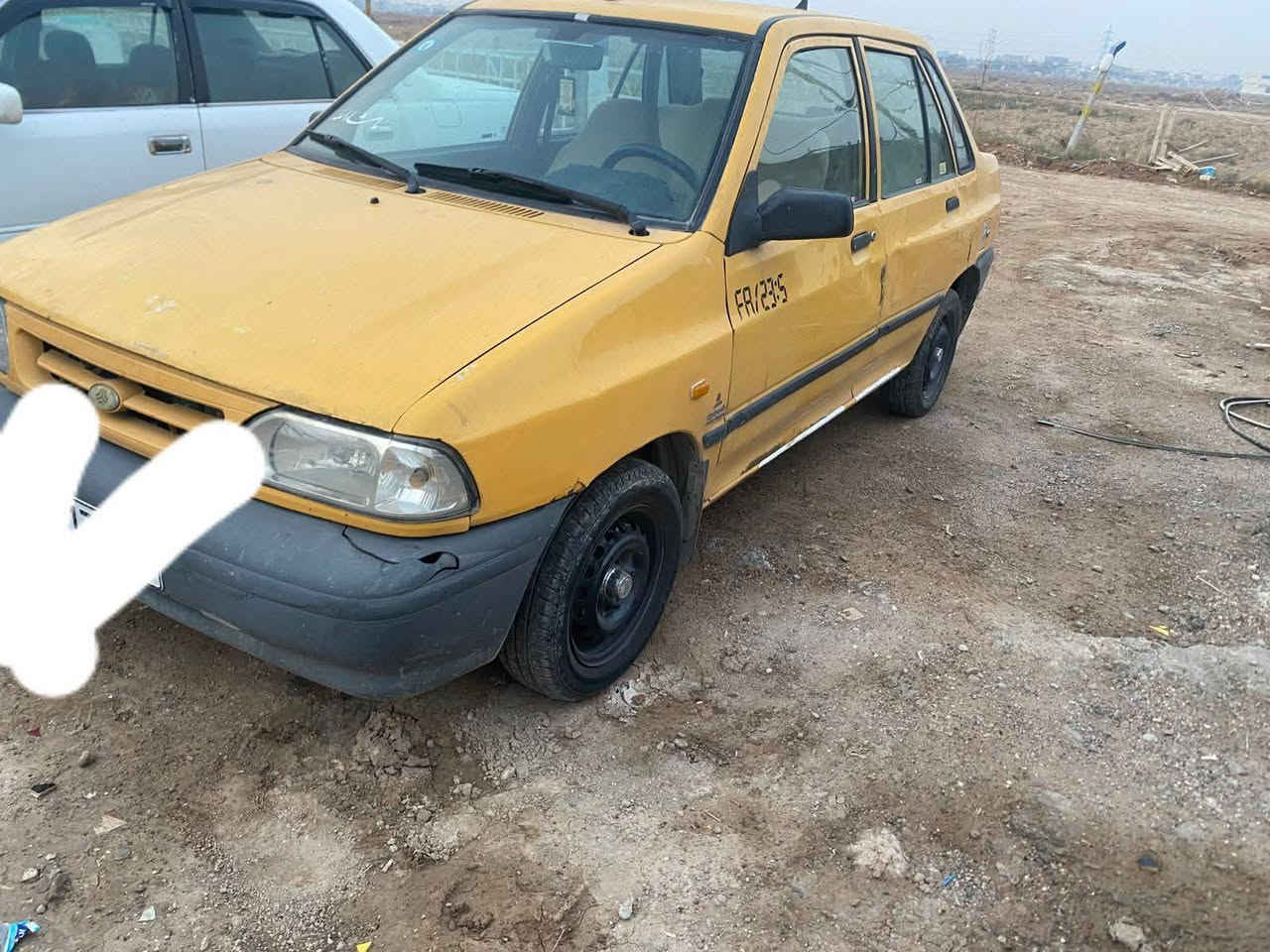 السلام عليكم اخوان سايبا  موديل 9سيارة بسمي مشروع وطني رقم نكليزي تخم تأير صدر جديد سيارة جاهزه كير ومكينه سيارة جاهزه مكاني بغداد تقاطع نهروان *********** سعر 26وبيها مجال الشراي بخدمته
