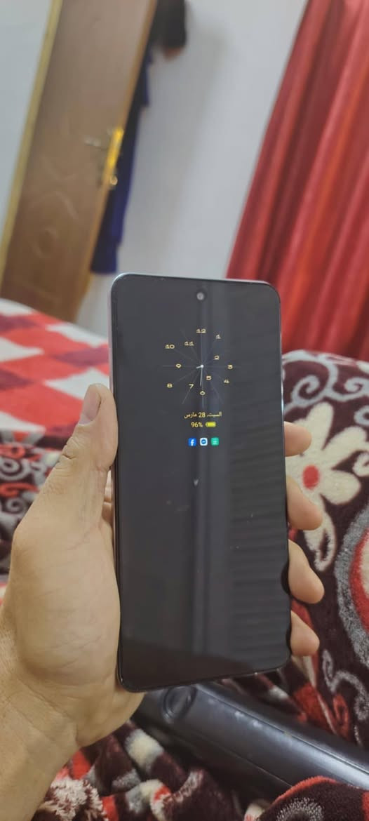 السلام عليكم 
ريلمي سي 71 //C71 
جهاز اخو الجديد صار 25 يوم من اخذتة 
ملحقاتة كارتونتة وشاحنة وكفرة البلادي الشفاف 
مكفول من كلشي من العطل والتصليح 
ذاكرة 128 ورام 6 لون ابيض يشغل بيس منزل بي 
سعرة 170 الف بي مجال كلش بسيط جهاز جديد 
مكاني بغداد الكمالية متواجد خاص


**إذا كنت صاحب هذا الإعلان وتريد حذفه لأي سبب، رجاءا أرسل رسالة إلى الدعم الفني**