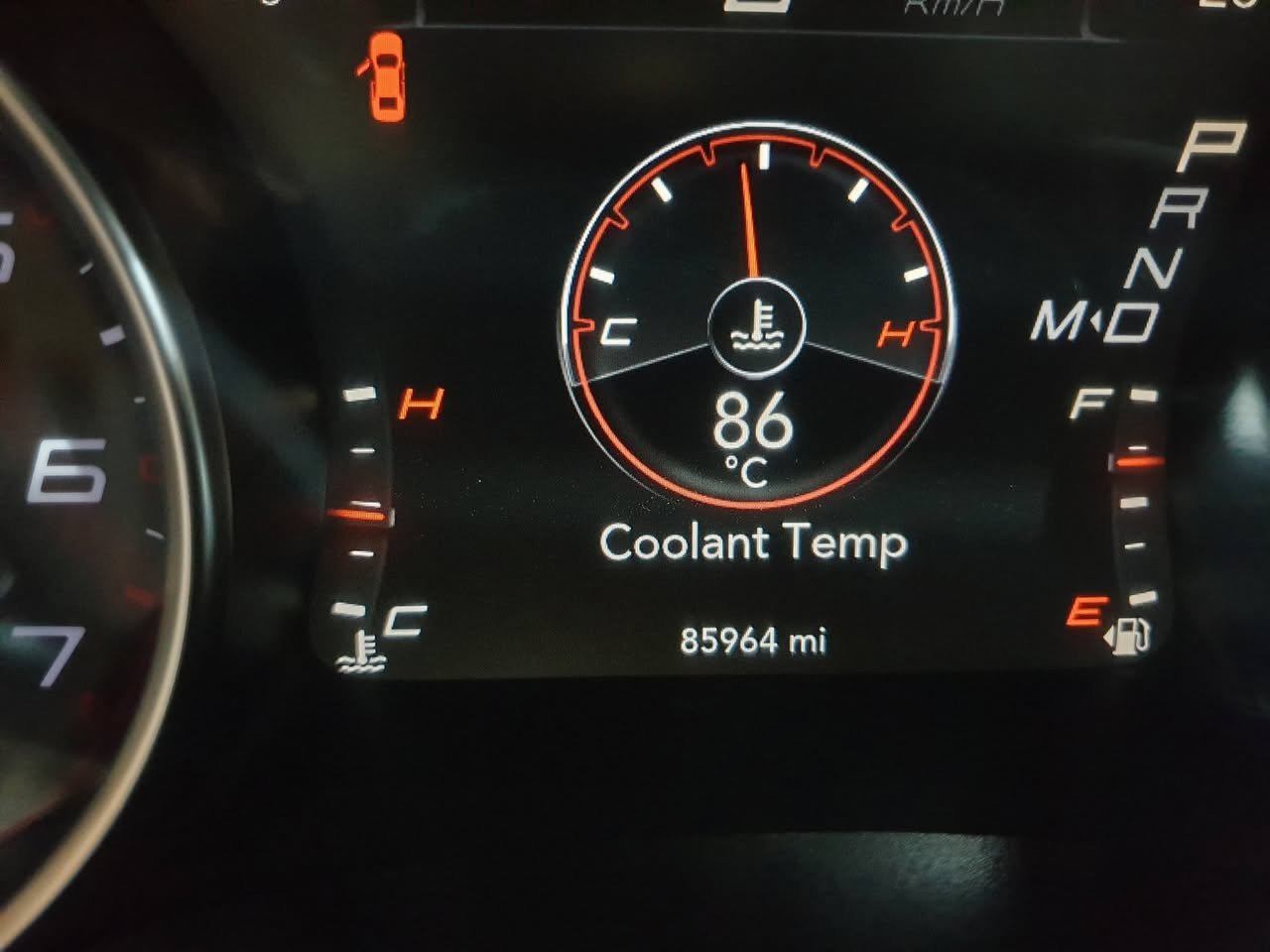 جارجر  2015 
Sxt v6 
3600
وارد كندي بدون حادث فقط كلير ربع الجاملغ + ربع الباب عكس السايق 
بدون شواصي بدون لغود بدون فغذه بدون ايرباك
وبالعراق صار بيها حادث ( باب السايق + باب الخلفي ) مبدل بلادي نفس اللون 
وصبغ الجاملوغات الخلفي على أيدي صبغتهن بدون حادث اثر شخوط فقط

● يعني قطعتين تبديل + قطعتين صبغ 

● الاضافات 

* بلكات ريسنك

* نوزلات ريسنك

* ولف حماوة ريسنك 

* فيتبم ريسنك

* سماعات الباين 

* ادامة كاملة لغرفة الاحتراق 

* كت كامل من ( لحاية + دوس جانبية + كفر مري باتمان + دفيوزر + شفقة خلفية + سبايدر )

* كفرات محرك لون اسود كامل 

* كشن السايق كهربائي

* ويل نجمه خسفة قوية حجم 20

* تخم تاير جديد امامي + خلفي ( قياس 275 )

* لد متغير ع الموبايل + عين الشيطان

* لد جانبي ابيض تكساس 

* انارة ترحيب شكل هيلكات ابيض 

* انارة داخلية ابيض 

السيار ماشيه 85 مايل
تبريد قطعتين ثلج
حداديه امامي 100%
حداديه خلفي100%
كهربائيات شغالات كامل

تفاصيل اكثر ع الخاص 
اتصال او واتساب ***********

السعر $ 163
