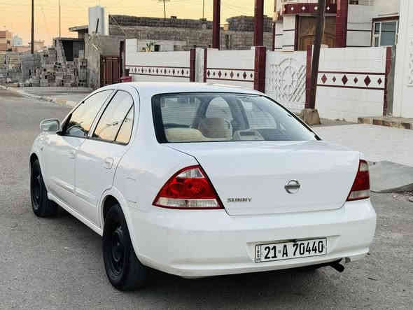 نيسان صني للبيع 
موديل 2010 
رقم سليمانيه شرط التحويل والوكاله
كير ومحرك مامفتوحات شرط لا صرف ولا بخار ولاصوت 
سياره بدون مصرف جاهزه من كل نواحي
كهربائيات وتخم تاير وصدر امامي وخلفي كلها جديد
سياره بيهه نص باب صبغ فقط بدون دواخل شرط 
ماشيه 192 كيلو سياره على وضع شركه
السعر 107
***********
