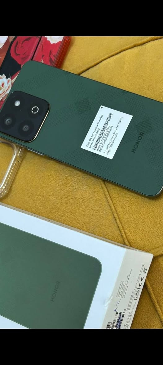 هونر اكس x7c
لبارحه اخذته مامستخدم يوم واحد فقط ويا وصل ضمان وكامل ذاكره 256 مراوس ايفون فقط شعندك نزل 

مكاني كربلاء كربلاء, العراق


**إذا كنت صاحب هذا الإعلان وتريد حذفه لأي سبب، رجاءا أرسل رسالة إلى الدعم الفني**