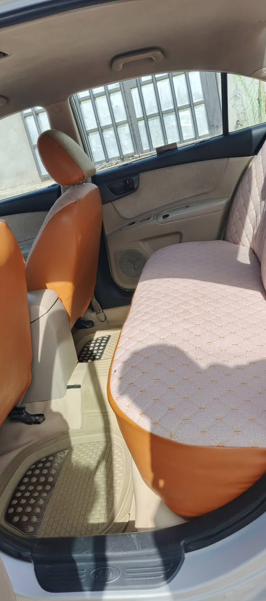 اوبتيما للبيع موديل 9خليجي السياره نضيفه حلوه بيهه جاملغ مبدل وشويه بارد بلباب كير ومكينه مكفولات حجم المكينه 2000 سياره باسمي رقم كربلاء مكان السياره ديوانيه/***********
