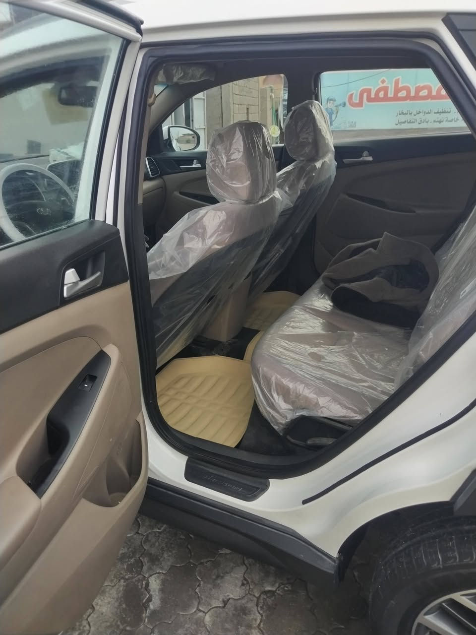 توسان خليجي موديل ٢٠٢٠ مكينه كير حداديه تبريد تخم تاير كهربائيات كلهن جاهزات شرط فحص لبدي تبديل بيبان ظربه
صفحه يمنه عنوان بصرة سعر ١٦٠ وبيه مجال***********
