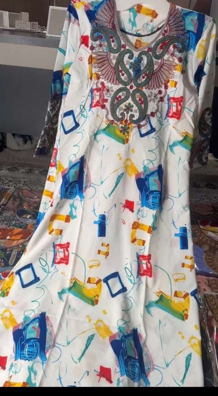 كشمير مخاوير صيفي موديل اماراتي القياس من XL ل3XL اختيار نقشه اقل طلب درزن

السعر 110


**إذا كنت صاحب هذا الإعلان وتريد حذفه لأي سبب، رجاءا أرسل رسالة إلى الدعم الفني**