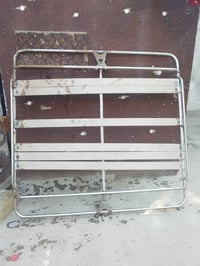 اخوان سيباية تك تك او سيارة كلشي ترهم كلش نضيفة جديدة جيب وشد  بيش تفي...