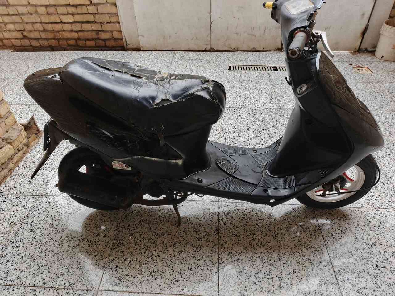 دراجه ساسوكي للبيع مفتوحه مره وحده شغاله وراق سعر ١٧٥ وبيها مجال


**إذا كنت صاحب هذا الإعلان وتريد حذفه لأي سبب، رجاءا أرسل رسالة إلى الدعم الفني**