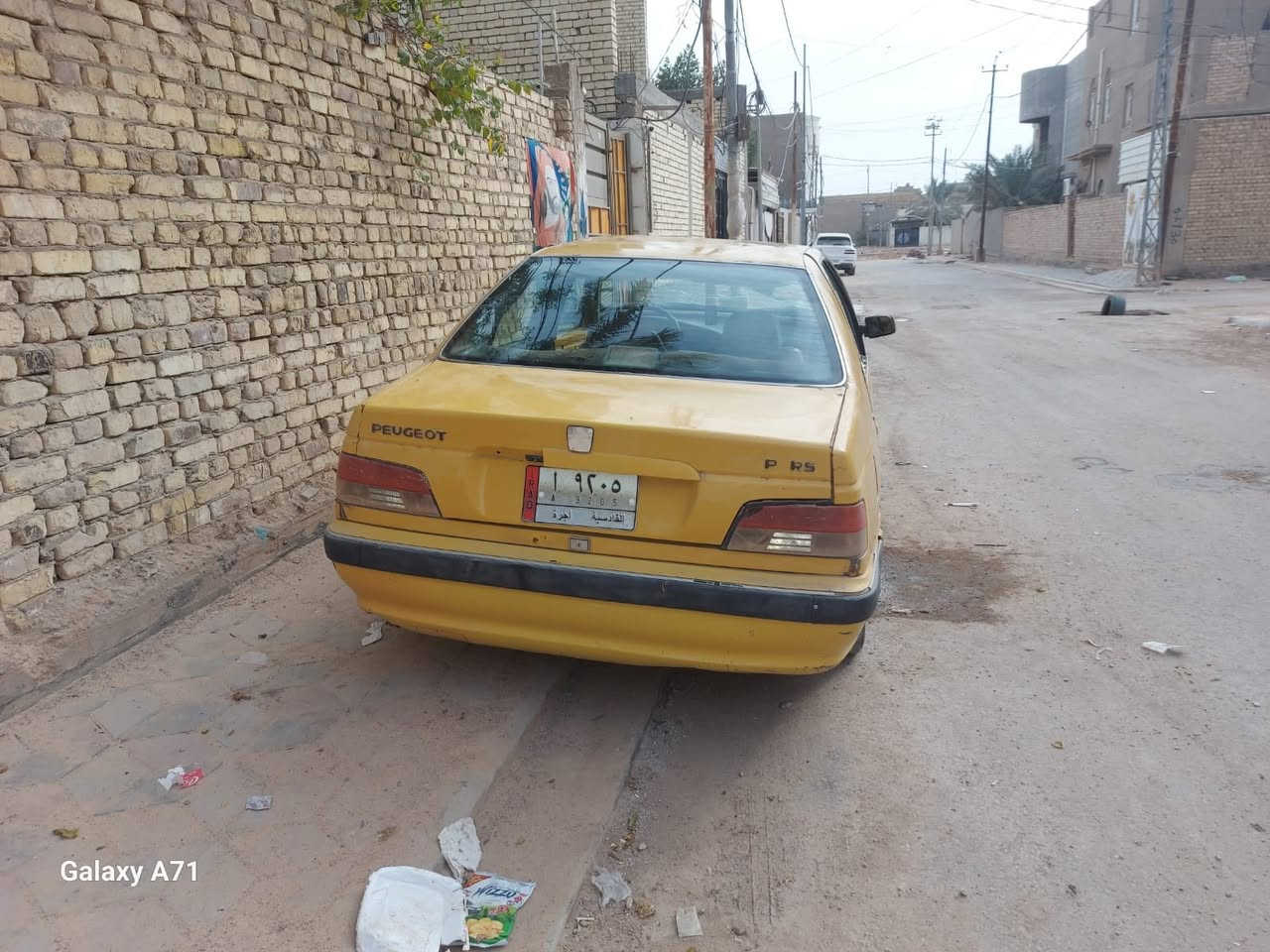 بارص موديل ٢٠١٣ مكينة وكير عل شرط حدادية جديدة ١٠٠ ٪؜ كهربائيات شغالة عليها هيئة ٥٠٠ الف عل مشتري تحويل بأي وقت السعر ٢٠ ورقة وبيها مجال مكاني ديوانية 
رقم الهاتف : ***********
