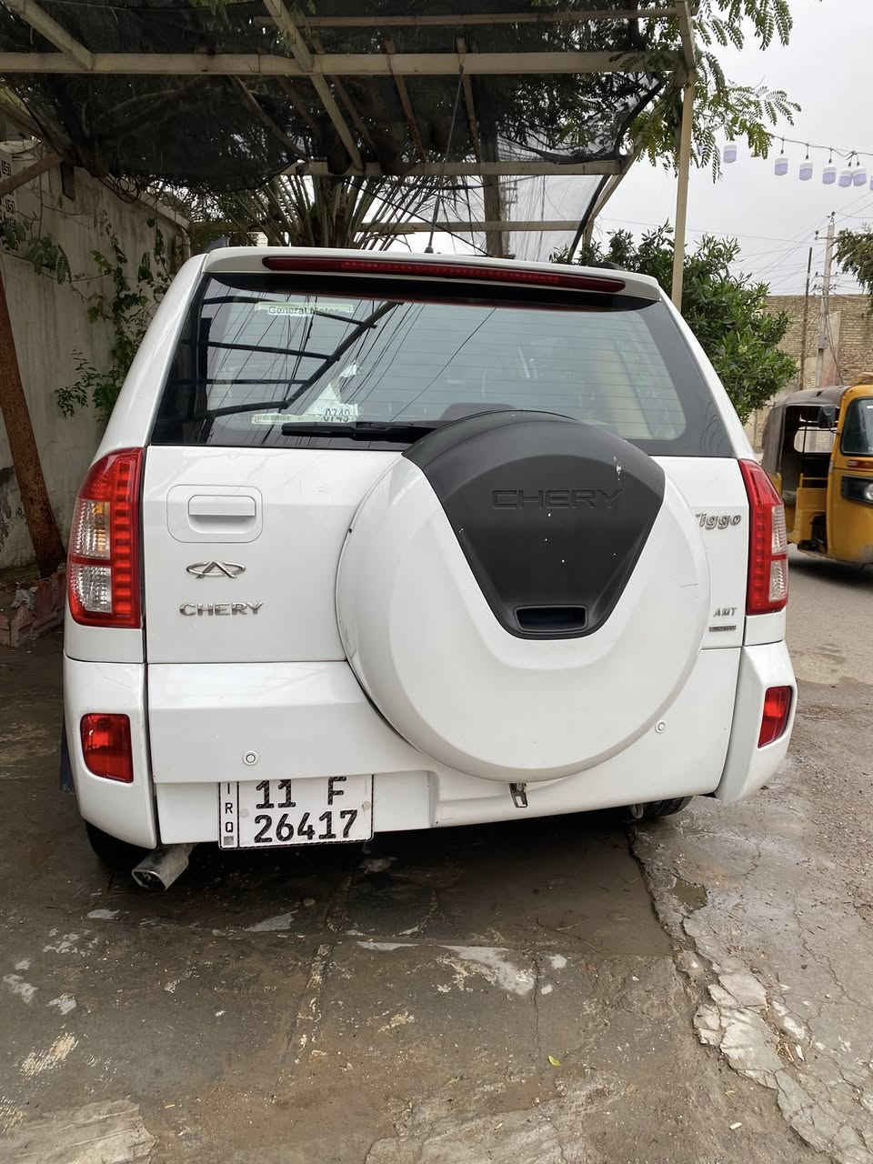 تيكو 2013 رقم دولي بغداد
السيارة مكفولة كير ومحرك وصبغ(كلشي موضح بالسونار)
وبيها منظومة غاز كاملة حكومية مكفولة

سنوية ل2030
جاهزة بدون اي نقص 
دواخلها جديدة(كله خياطة) 
لايتات زنون
شاشة اندرويد
وباقي مواصفات التيكو المعروفة

محركها 1600 وماشية 129الف
المكان/بغداد-جميلة
السعر/ 68بيه مجال بسيط

للاستفسار:***********
