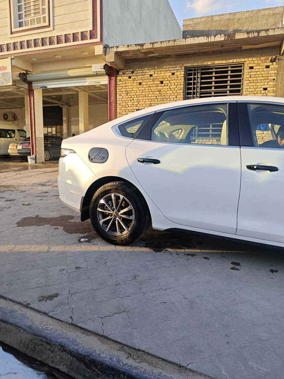 سلام عليكم pyd دستروير 2025
السيارة كلش نضيفة ماشية2000 وقابل لزياده .

السيارة كفاله حتى من الرصعه وصور السونار مرفقات بالمنشور. السياره فقط الدعاميه الاماميه بيه كسر بسيط بالعطر مالتها 

مكان السياره البصره الزبير .

السعر 133 $

 تواصل هاتف وواتساب فقط  ***********
