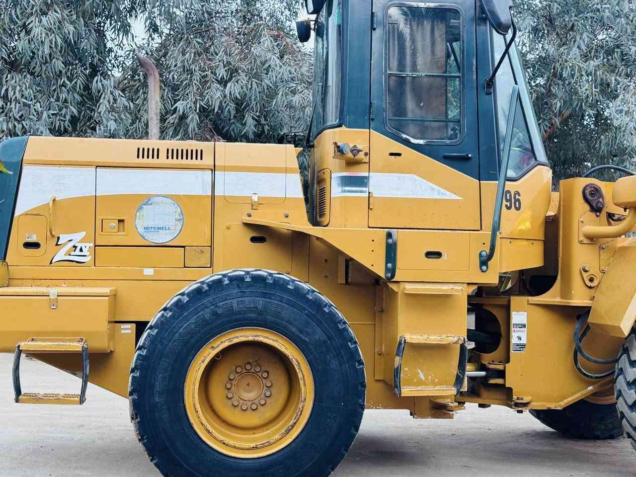 السلام عليكم للبيع شفل كاوسكي حجم 65zaرقم بصره دولي بسمي تسجيل جديد مكفول كفالة عامه كير محرك اكسل تخم تاير تبريد تدفه مكانه كربلاء الحسينية 
***********
