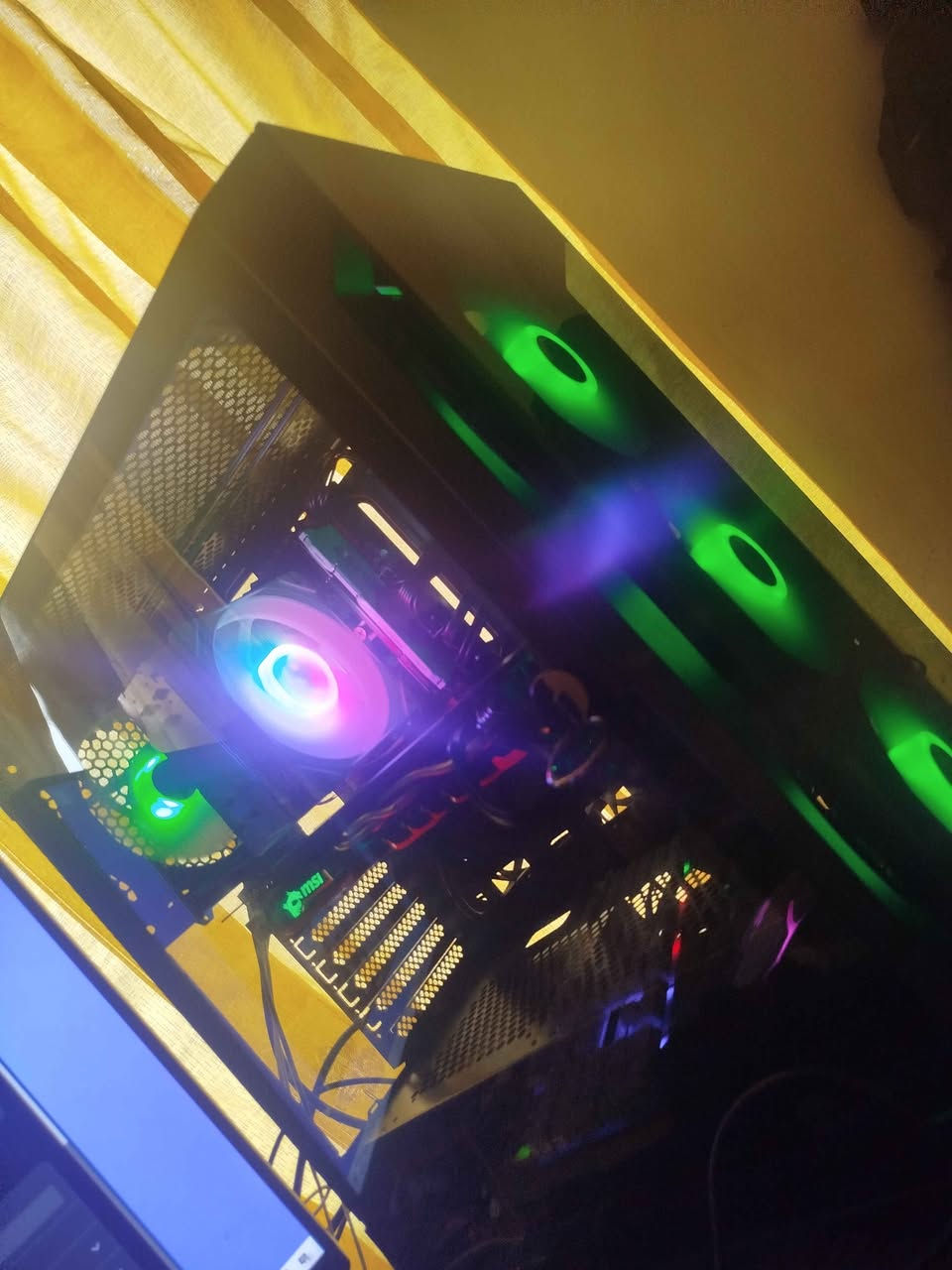 Motherboard h310
intel core 5 gen 9400f
ram ddr4 16 gb  
Power Supply 650 watts + 80 plus
 graphics card 1070ti gaming x 8gb oc rgb
Hard m.256 + hhd 500 gb
Case Micro-ATX PC 4 fun 
Cooler 
 هولير اربيل قطع جديد كارت شاشه rgb تحكم تجميعه جدا قويه من الجيل التاسع الكارت اخو جديد مضموم نسخه نادره وجدا نضيف سعر تجميعه 625الف بس تشغل جميع العاب 4k 2k أربيل, العراق


**إذا كنت صاحب هذا الإعلان وتريد حذفه لأي سبب، رجاءا أرسل رسالة إلى الدعم الفني**