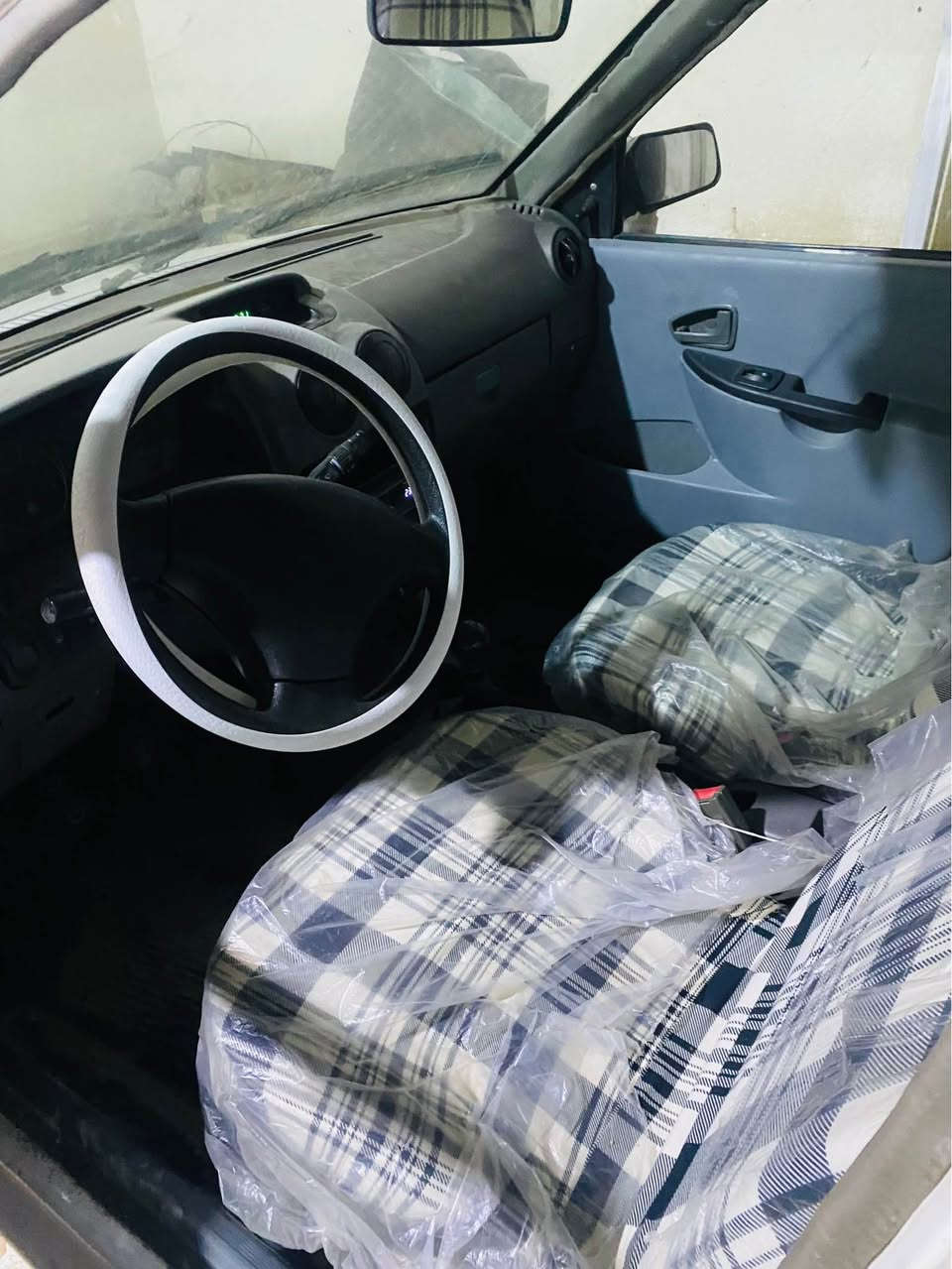 سايبا 2011 دشبول نفخ رقم بصره كفاله ضربه وتبديل  بيه صبغ كلش قليل  سياره ع وضع لبلاد مكينه وكير كفاله حداده كله جديده وكهربائيات كله شغاله سياره استخدام شخصي  نضيفه وما ناقصه شي سعر 28 رقم*********** البصرة, العراق
