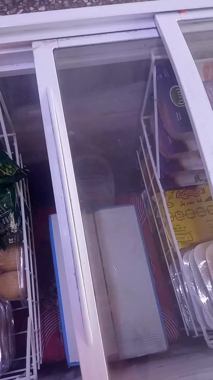 عارضه للبيع جديده 
وا مكينا مال ازبري  الصليه ايطاليه نضيفه
عنواني نجف 
السعر خاص 
للاستفسار 

***********
