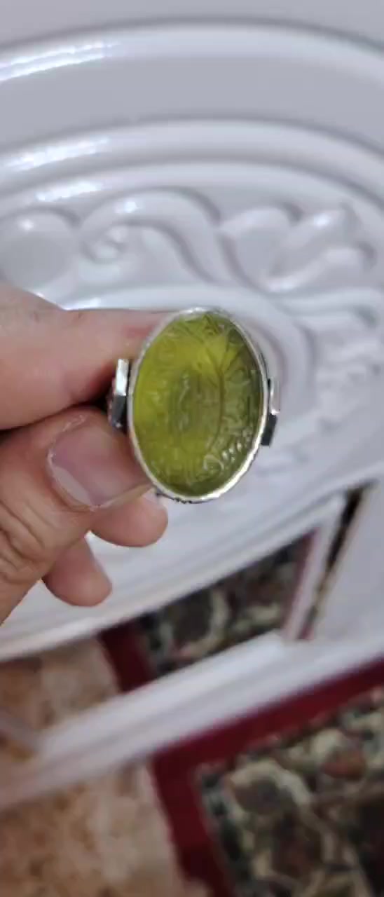 عقيق يماني صياغه سلجوقيه نقش((فالله خير حافظا وهو ارحم الراحمين))  بالوسط ((يازهراء)) السعر 150 الف


**إذا كنت صاحب هذا الإعلان وتريد حذفه لأي سبب، رجاءا أرسل رسالة إلى الدعم الفني**