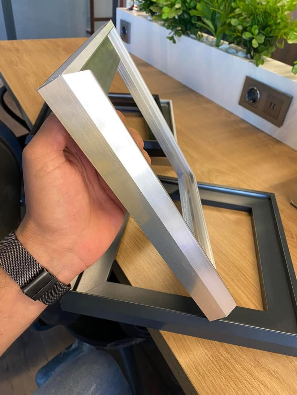 بروفيل ابواب


**إذا كنت صاحب هذا الإعلان وتريد حذفه لأي سبب، رجاءا أرسل رسالة إلى الدعم الفني**