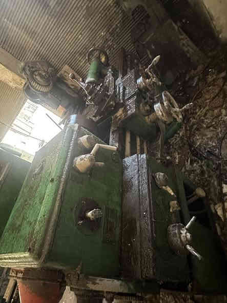 يوجد معمل تورنة للبيع يحتوي على:

⚙️ تورن عدد (2)

 • الأولى: صناعة روسية

 • الثانية: صناعة ألمانية

 • الحجم: متر

 • دريل ثابت

 • كوسرة قطع

 • سناور تعديل شيش حديد

 • مقص

📍 الموقع: بغداد – حي العامل

💡 المعدات نظيفة جداً ولكن متروكة (غير مستخدمة حالياً).

💰 السعر ٨ مليون وبيه مجال 

📞 للاستفسار والمراسلة: ***********
