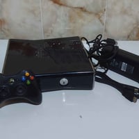 اكس بوكس 360 • هارد ٢٥٠ • يد وكيبل اصلي