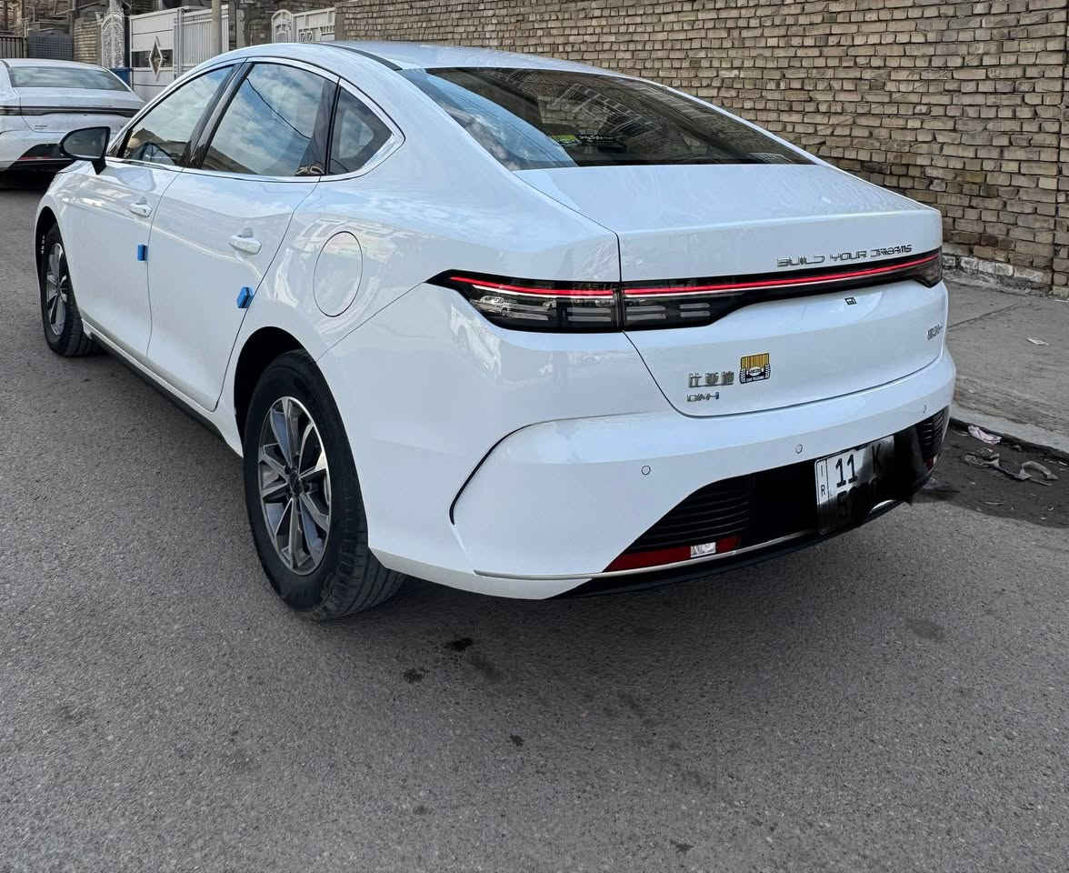 السلام عليكم Byd ديستروير هايبرد مرقمة مثبت لوحات كامل رقم بغداد للبيع فقط السعر 19 مليون قفل مكان السيارة بغداد للاستفسار ***********
