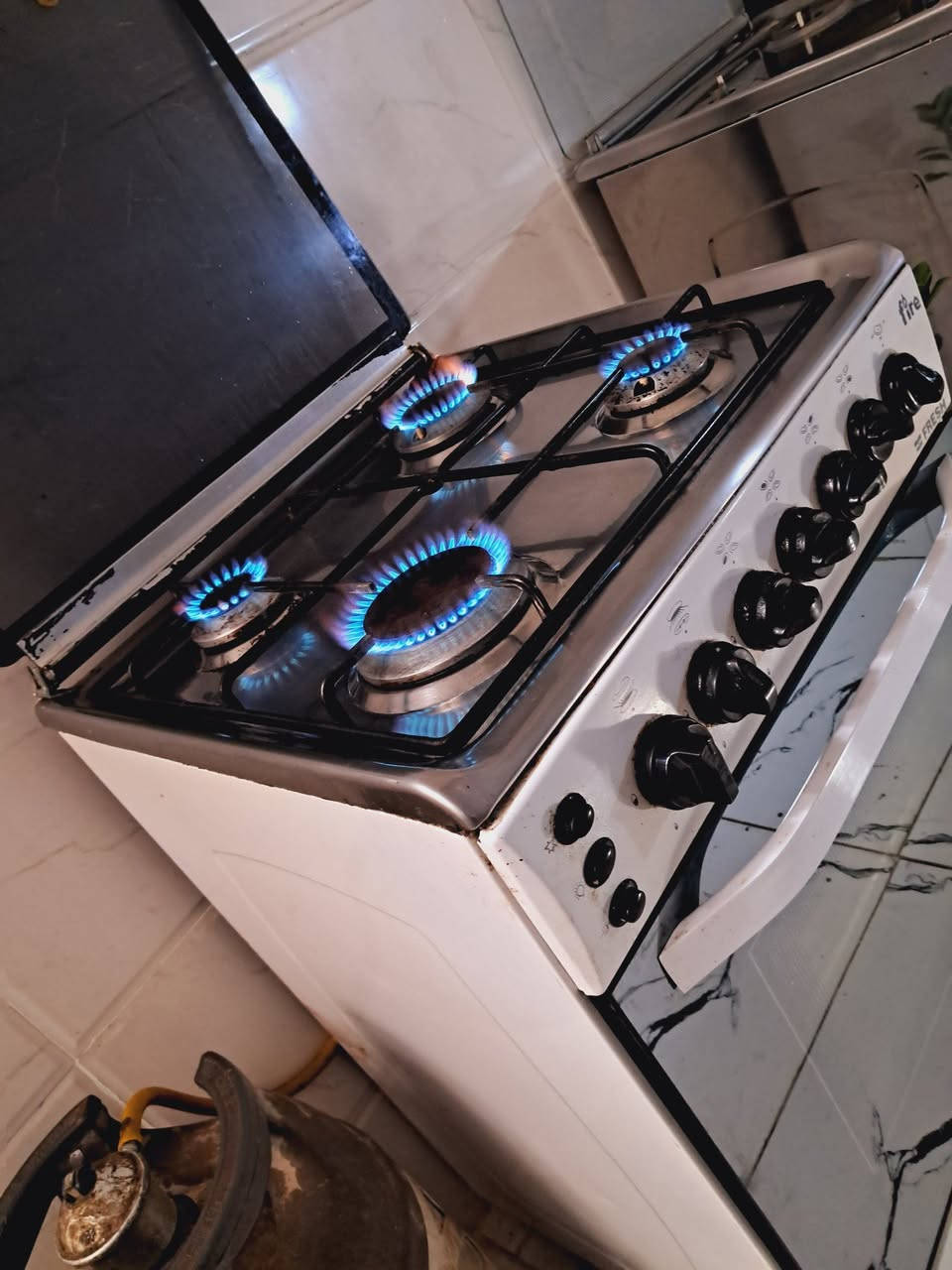 طباخ لللبيع كامل مابي اي نقص


**إذا كنت صاحب هذا الإعلان وتريد حذفه لأي سبب، رجاءا أرسل رسالة إلى الدعم الفني**