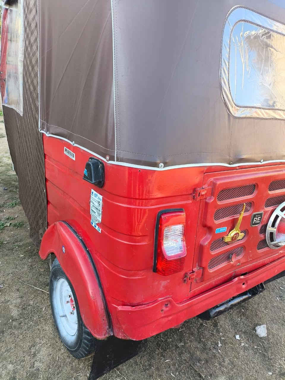 سلام عليكم اخون تكتك البيع موديل18  رقم وسنويه نكليزي بسمي  دوشمه  تخم تاير فماتخسر عليها ربع كبل الشارع مصبوغه عام الجماليه مكينه مكفوله لاتنقيص لاتبخير 5/100بيها مجال  مداور ثاني يوم ولباقي مذكور بل فيديو لعنوان كربلاء حي الساهرون *********** كربلاء, العراق
