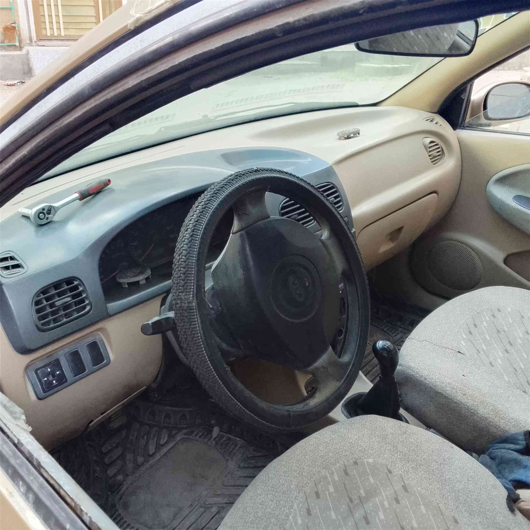 كيا ريو موديل ٢٠٠٠للبيع ***********
