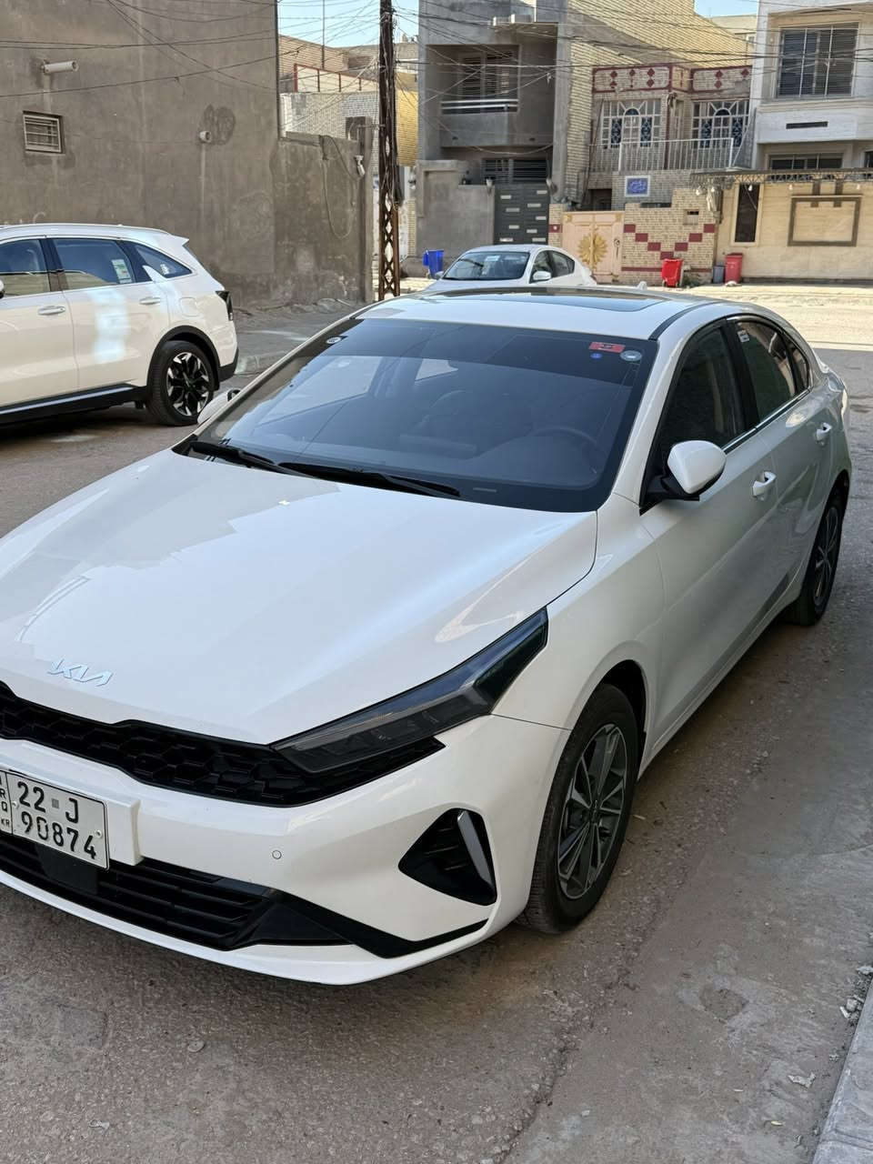 السلام عليكم
معروض للبيع كيا كي ثري k3 2024 
مكفوله كفاله عامه من ضربه وصبغ وبارد وكل شيء 
ماشيه 39 الف فقط
السياره جديده ومابيها اي نقص 
رقم اربيل وكاله او تحويل 
المواصفات معروفه فول 1/1 
السعر 142 مجال قليل للشراي 
مكاني النجف حي العداله 
***********
