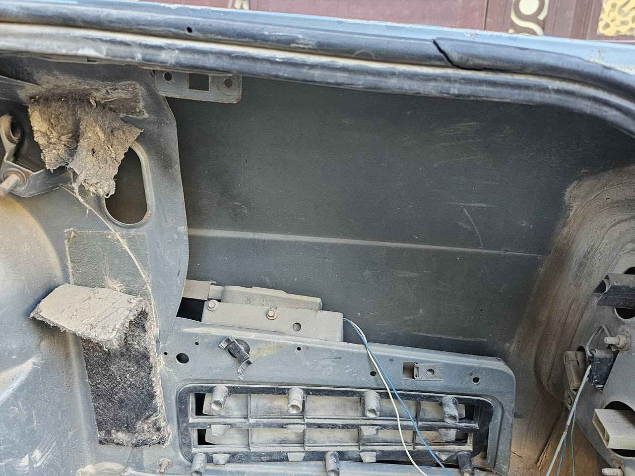 للبيع ٥٢٠ بلادي مفتوح كير اوتوماتيك سيارة بلاديه ممعمرة سابقا بدون حادث مناسبه محرك وكير جديد حداديه اماميه وخلفيه كلش ناعمه ويل هامان ١٧ سيارة فتحة دوسات M اصليه فقط بيع بدون مراوس للاستفسار
***********
*********** بي واتساب
