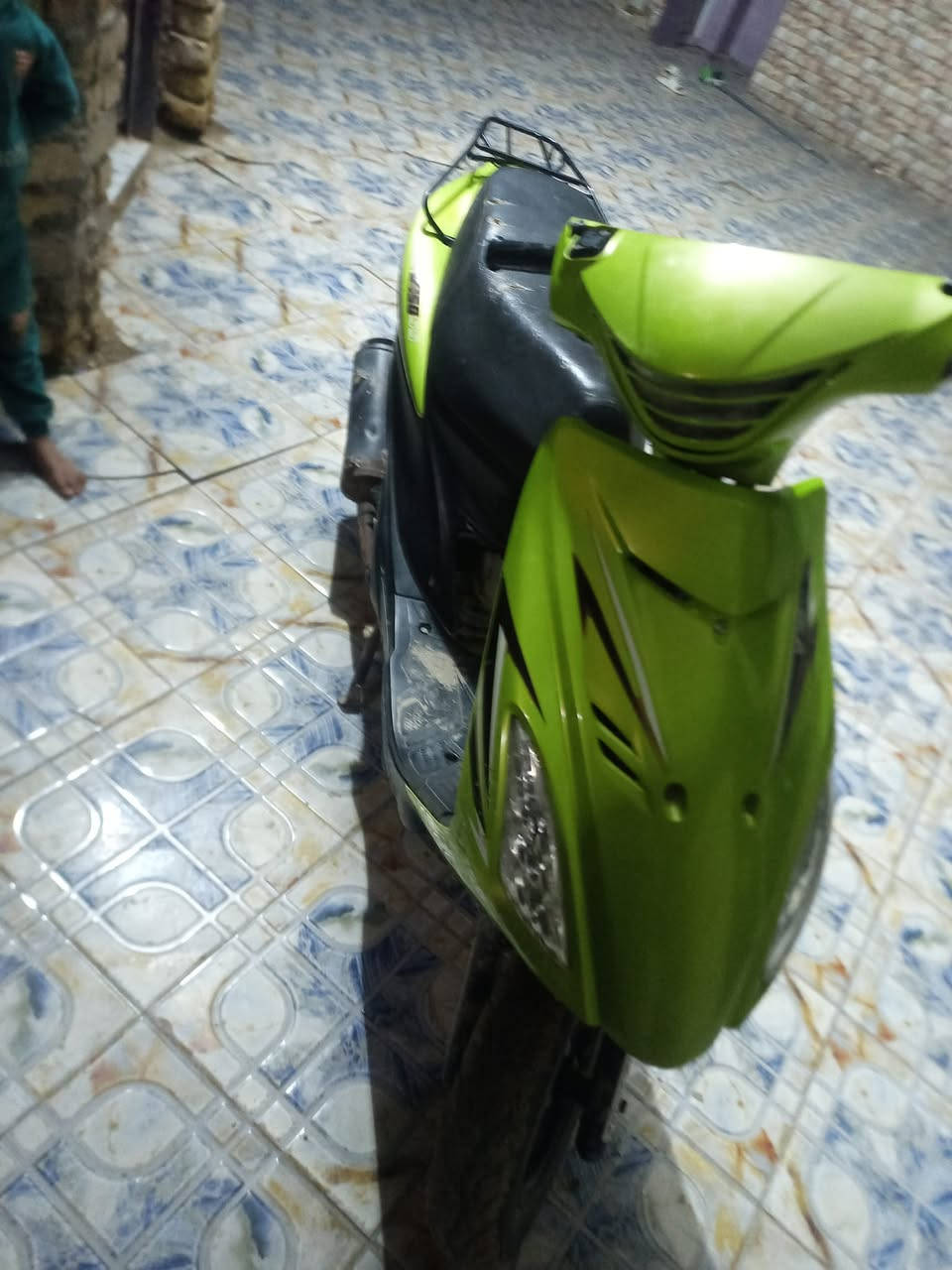 دراجه سكنس فحل للبيع جديده وحلوه ومناسبه تشتغل سلف السعر ٢١٠ الف كهربائياته كله شغاله
 مكاني ديوانيه رقم تليفون
0782 304 7965
