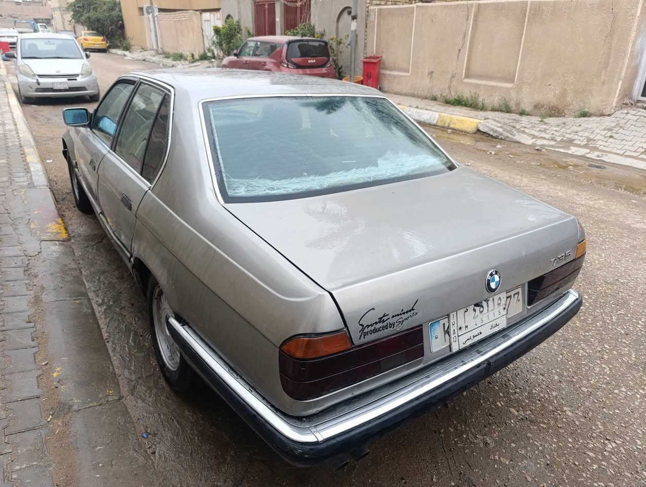 للبيع 735موديل 89 رقم بغداد وراعيه بغداد والسياره بكربلاء جاهزه نقصه غاز التبريد السعر 38$ للأستفسار***********
