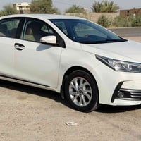 تويوتا كرولا 2017 كلش جديدة  ماشيه 133 الف  بصمة كشن تدفئة كشن خزن كوش...