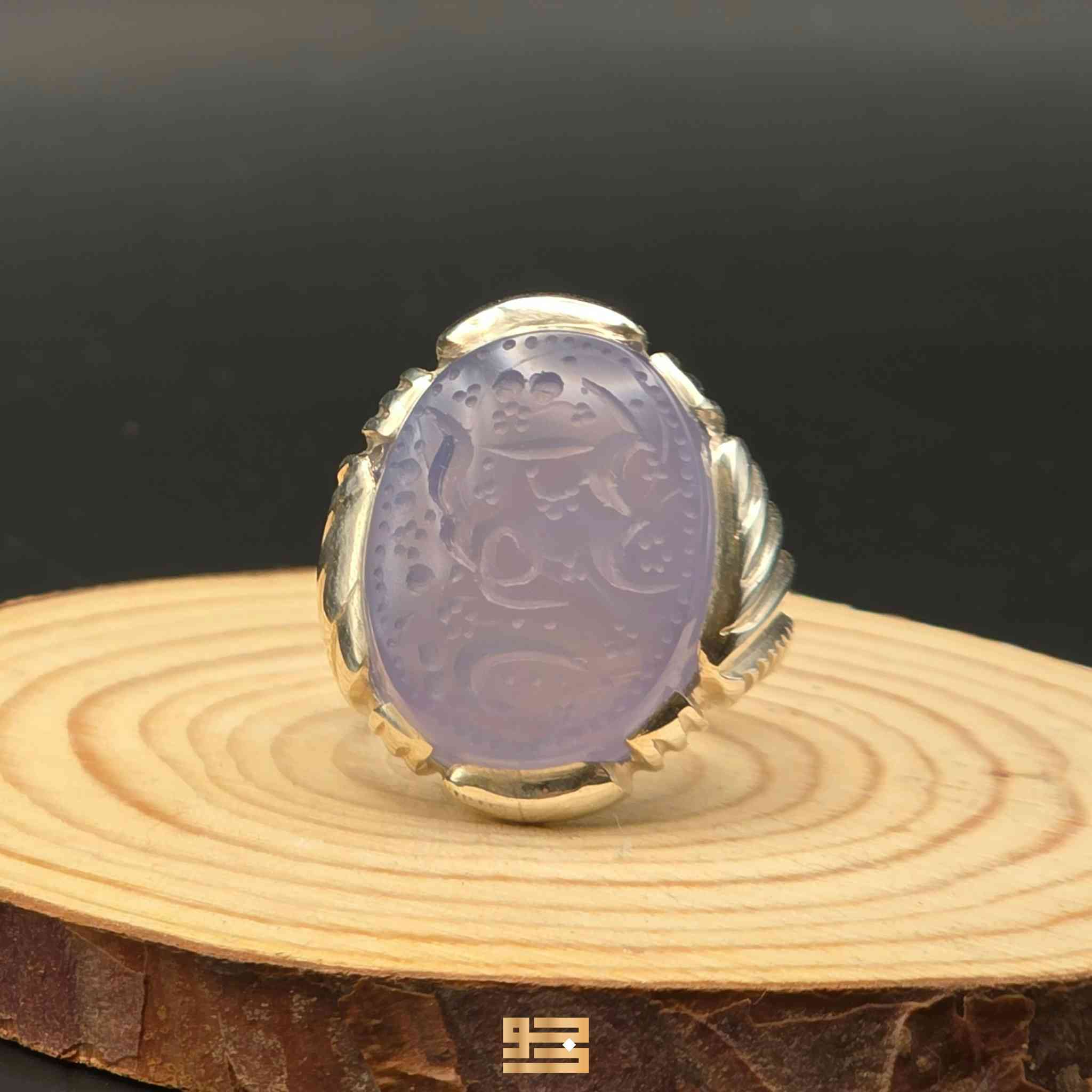 ﷽
خاتم رجالي
حجر عقيق يماني 
فضة صياغة عقيل إيران
منقوش "يا بقية الله" صلوات الله و سلامه عليه
الوزن 15.6 غرام 
القياس 18

لينك المزاد على الواتساب🛍:

🔗https://chat.whatsapp.com/GAK4nGjC5FC8BV5OaeH8Uw


**إذا كنت صاحب هذا الإعلان وتريد حذفه لأي سبب، رجاءا أرسل رسالة إلى الدعم الفني**