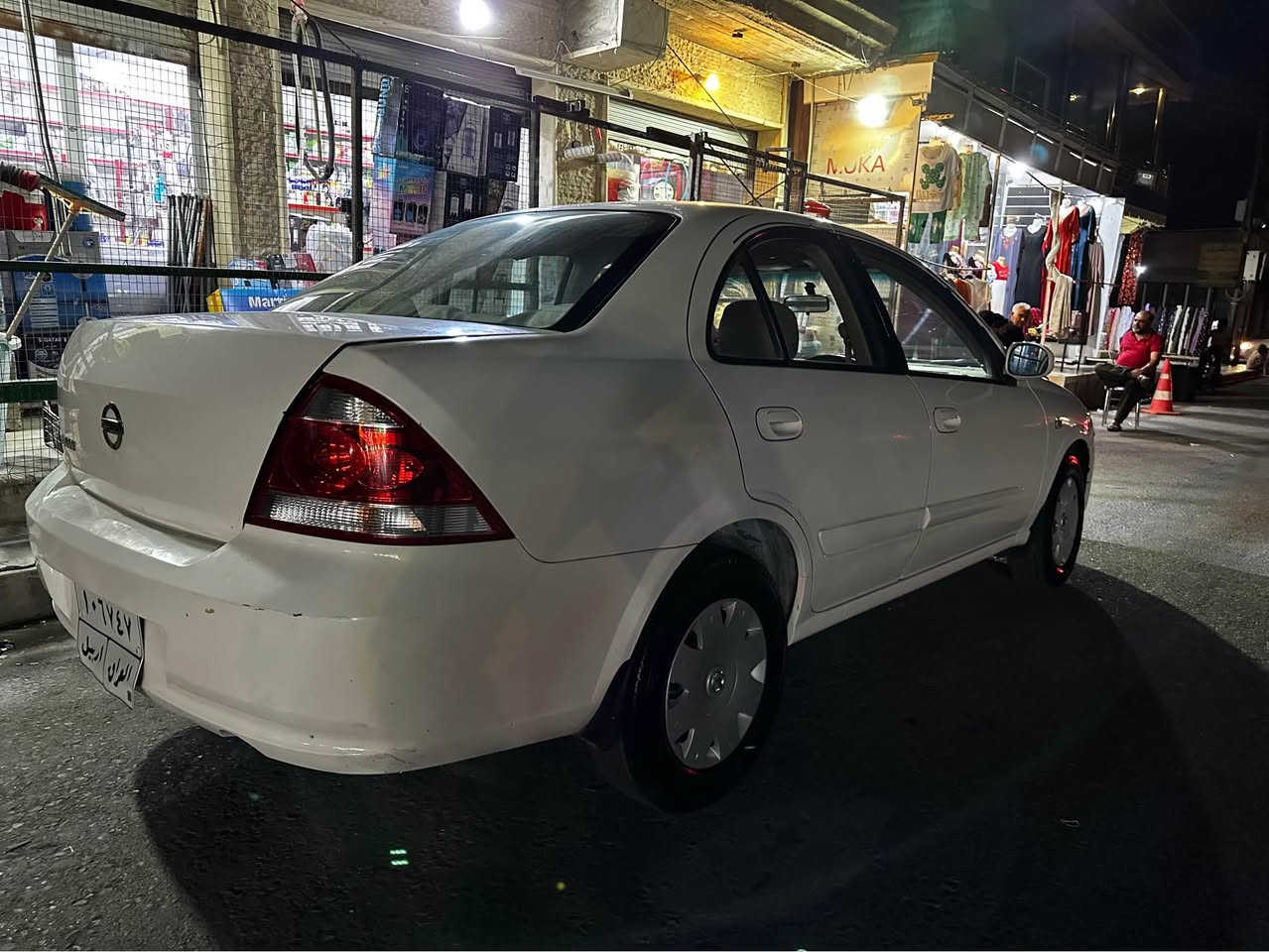 نيسان سني موديل ٢٠٠٨ گير توماتيك كير مةكينة تبريت هةمووي بة شةرت چوار تايةي لؤكي لة ژيرة تةقةو رةقةي بةشةرت يةك دينار موسروفي تيدا نية سةيارةكة مالي دؤستة كالبونةوةي نية بة نسبةت ليدران سؤنةريم داناوة تكاية گةر موشتةري ني سةرمان مةيةشينة نرخي ٨٥ تؤزيك مةجال
ژم *********** أربيل, العراق
