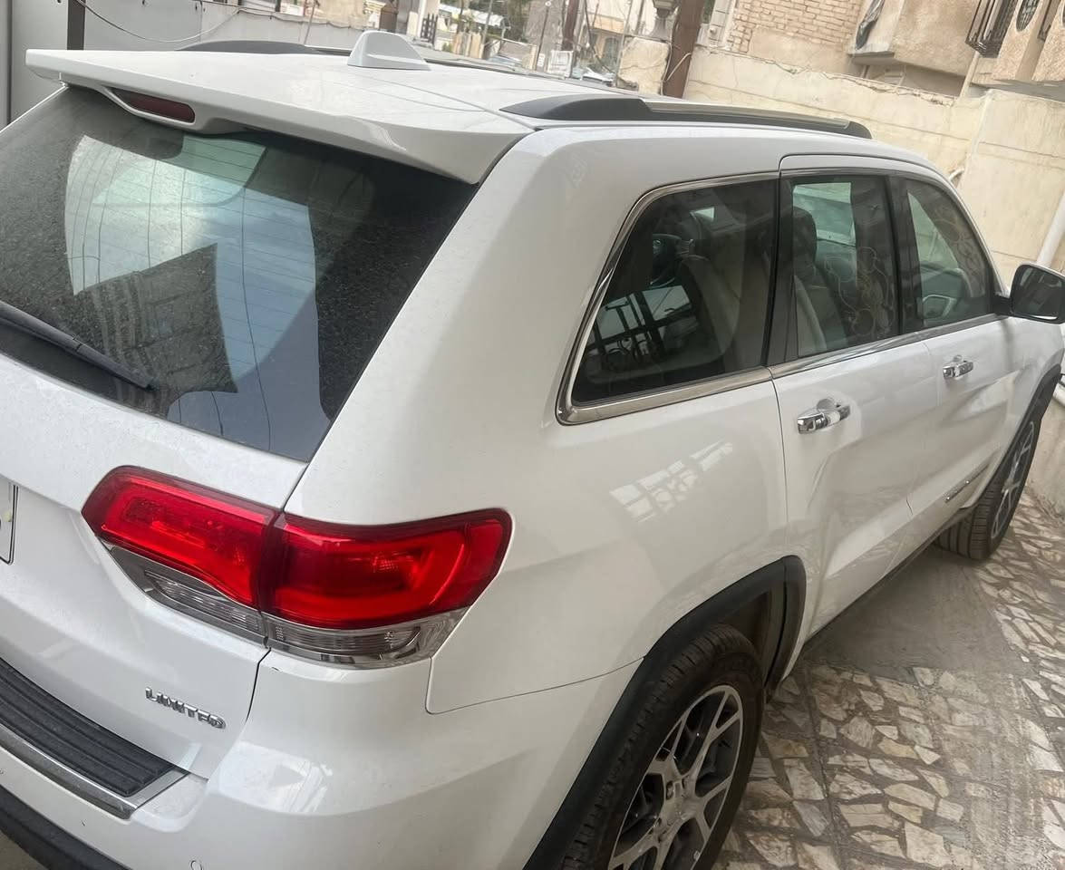 السلام عليكم
🔥للبيع – خليجي (لمتد بلص)كامل مواصفات

مكاني بغداد الحريه 

✨ موديل: 2019 خليجي

✨ فئة: Limited (لمتدد بلص)

✨ بدون أي حادث

فقط بارد جامع خلف الساىق 

✨ رقم بغداد

ماشيه٨٢ الف كيلو متر

💎 المواصفات الكاملة:

✔️ محرك 6 سلندر 3600

✔️ دبل (دفع رباعي)

✔️ فتحة سقف بانوراما

✔️ جلد فاخر وكالة

✔️ شاشة كبيرة 3 + نظام ملاحة

✔️ كاميرا خلفية + حساسات أمامي وخلفي توقف ذاتي

✔️ تشغيل بصمة (دخول وتشغيل بدون مفتاح)

✔️ ريموت ستارت (تشغيل عن بعد)

✔️ مقاعد كهرباء + تسخين مقاعد

✔️ مثبت سرعة

✔️ تخم تاير جديد

✔️ إنارة LED نهارية

✔️ نظام ثبات إلكتروني

حساسات أماميه وخلفيه 

بخاخ ماء ع المصابيح الاماميه 

مانع تصادم خلفي 

مرايه متحسسه للضوء العالي

🚗 السيارة استخدام شخصي، نظافة عالية جداً، فحص كامل.

🔥 ما تحتاج صرف نهائياً – عليها ادامه كامله.

💰 السعر ٢٩٠ وبيه مجال بسيط 🔥

📞 للحجز والاستفسار:

‭***********
