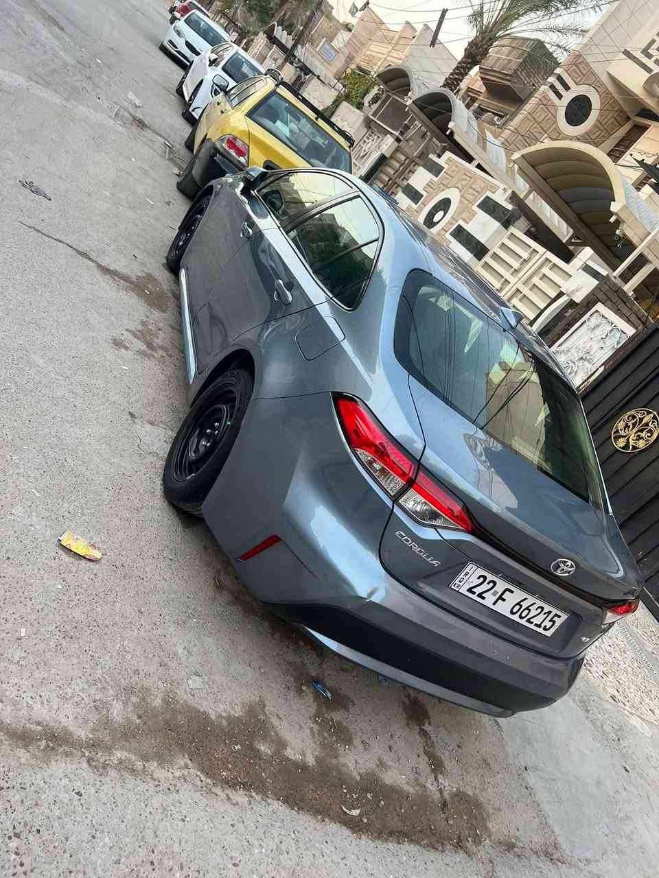 السلام عليكم
تويوتا كورلا للبيع LE ياباني اصلي بانزين  محرك 1800

وارد امريكي موديل 2020 

اي عطل ماكو بل سياره

( ابيع على الفحص وين يعجبك افحص) 

مواصفات السياره معروفه LE

السياره بسمي تحويل ثاني يوم

السنويه لل2031 وهزه جديده 
مكاني بغداد 

السعر 120 وبيها مجال بسيط

للتواصل ***********

