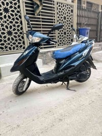 اخوان دراجة ماكس 140 نظيفة للبيع شغال كلشي وسلف للبيع للتافصيل الباقيه...