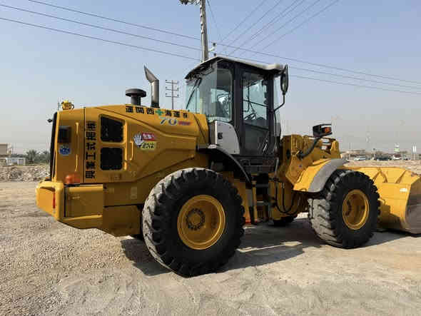 السلام عليكم شفل كاوسكي حجم 70Z7 موديل 2019 دخول جديد مامشتغل بلعراق مكفول كفالة عامة العنوان واسط الصويرة ***********
