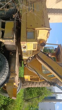 حفارة لبهير • ٩٠١ • محرك جديد