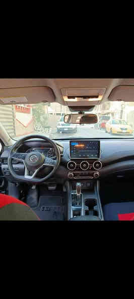 سلام عليكم للبيع نيسان سنترا 2023 بيه حادث أمامي كفاله كير ومحرك وحدانيه وسياره جاهزه من كل شي السعر12300 $ العنوان بغداد اتصال عله ***********
