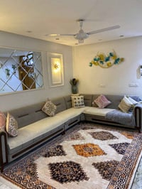 شعب تجار • مشتمل • ٨٠م